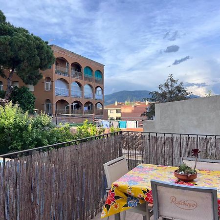 Alojamiento Con Encanto En Planta Superior Ideal Para Trabajo Y Escapadas Familiares En Montserrat Esparraguera Exterior photo